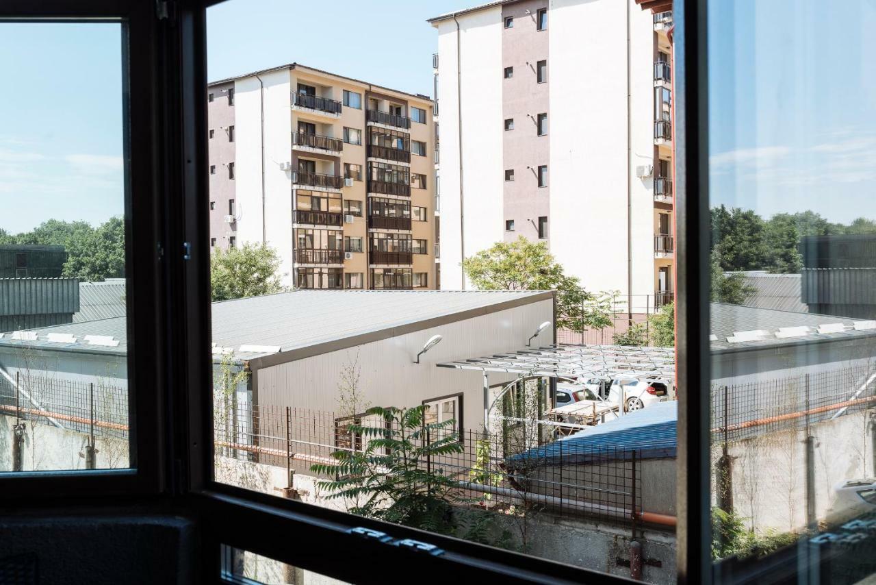 Luxury Flat 8 Near Metro Apartment Bucharest Luaran gambar