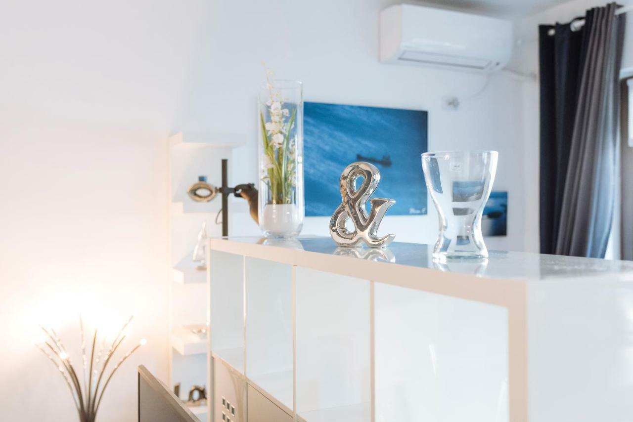 Luxury Flat 8 Near Metro Apartment Bucharest Luaran gambar